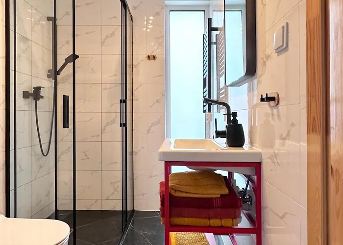 Zywiolowo - W Stylu Stodoly Z Placem Zabaw I Stawem - Ogien Дом отдыха *