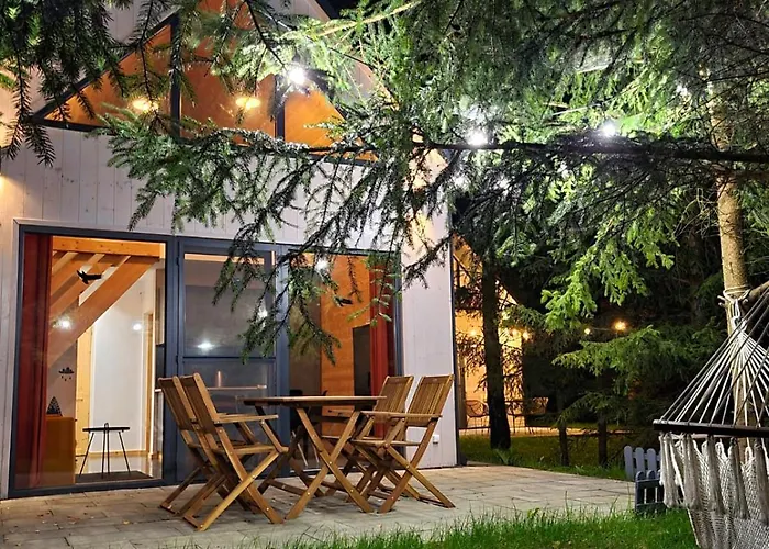 Zywiolowo - W Stylu Stodoly Z Placem Zabaw I Stawem - Ogien Дом отдыха